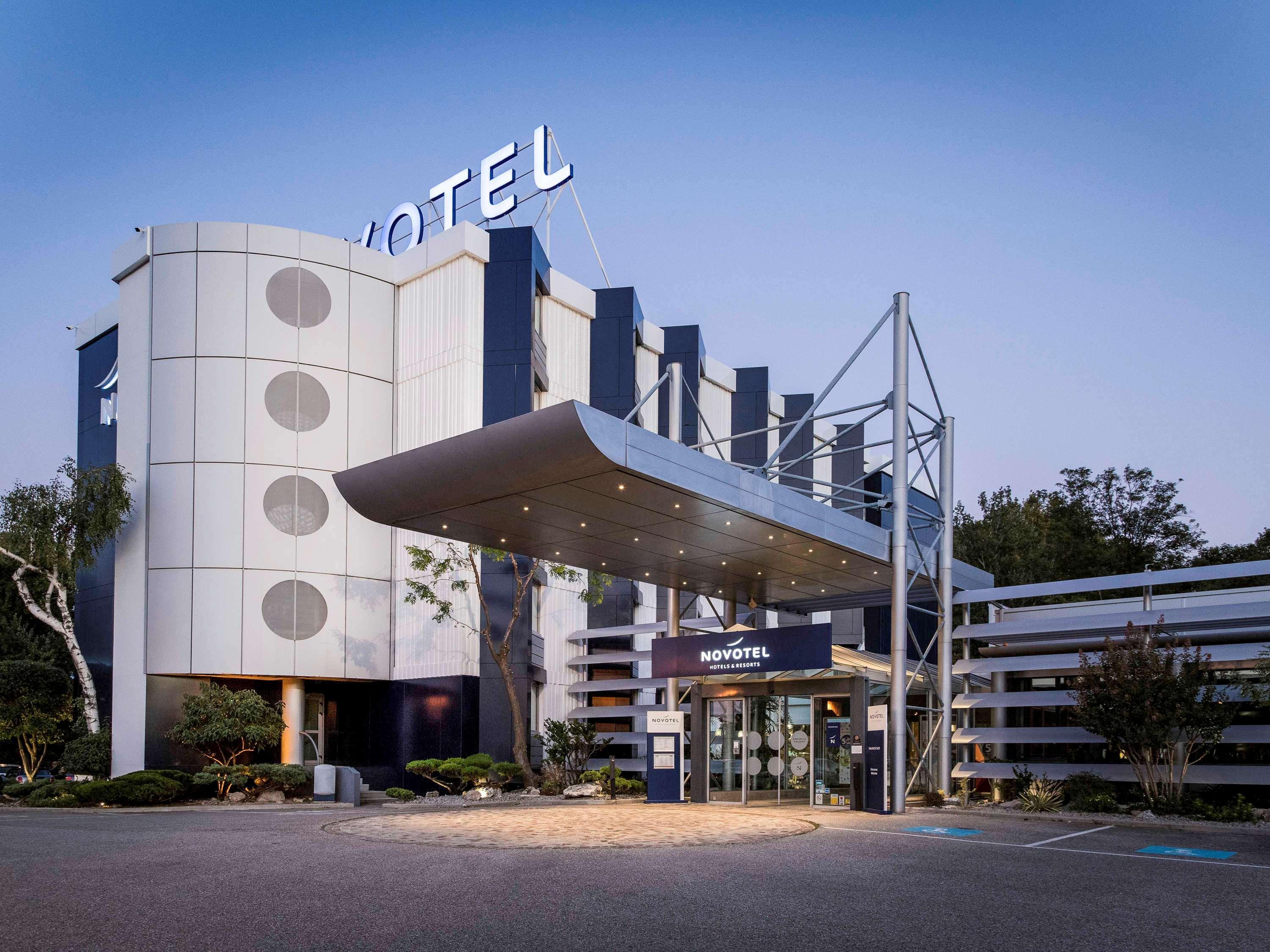 Novotel Valence Sud Екстериор снимка
