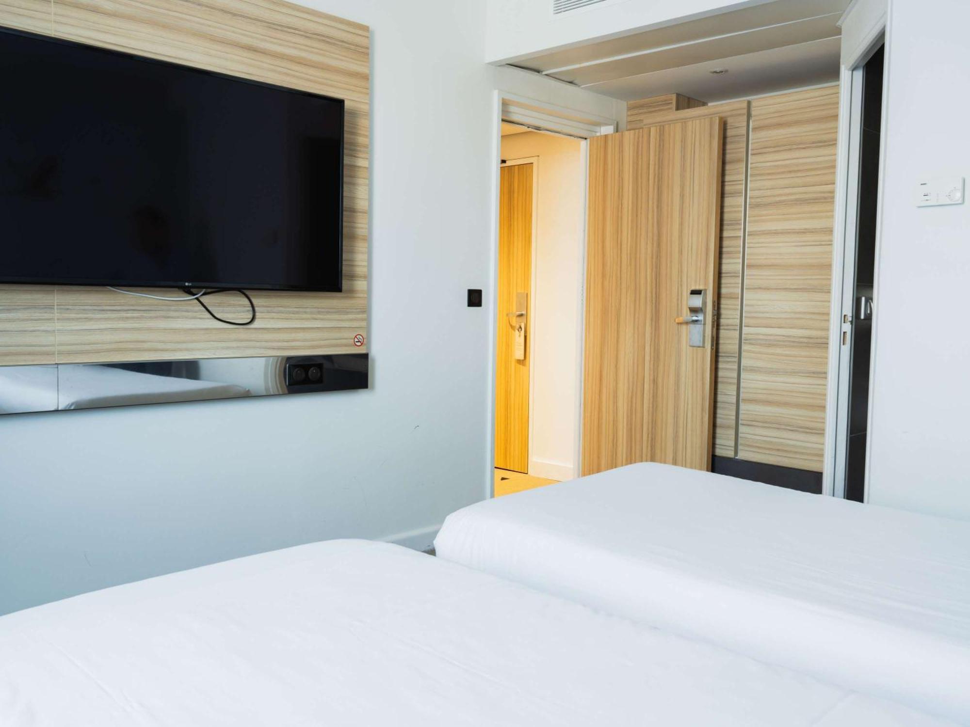 Novotel Valence Sud Екстериор снимка